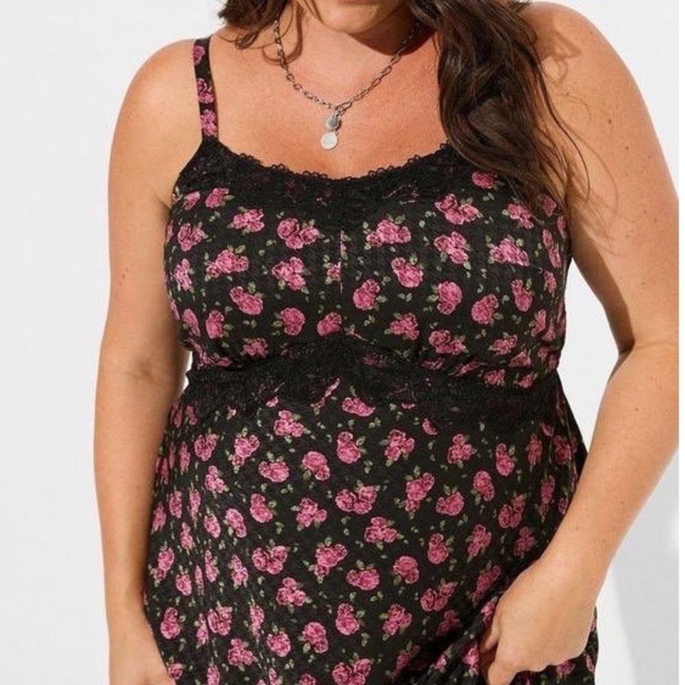 New Torrid Maxi Woven Jacquard Lace Trim Cami Dress Pink Rose Black Floral 2X - Picture 5 of 9